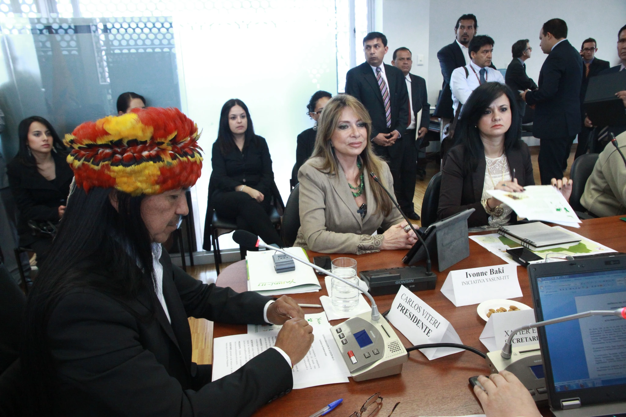 Ivonne A-Baki addressing the Biodiversity Commission at Ecuador’s National Assembly